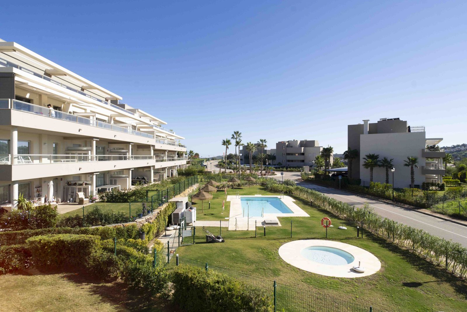 Popular Locations 48 Property Image
